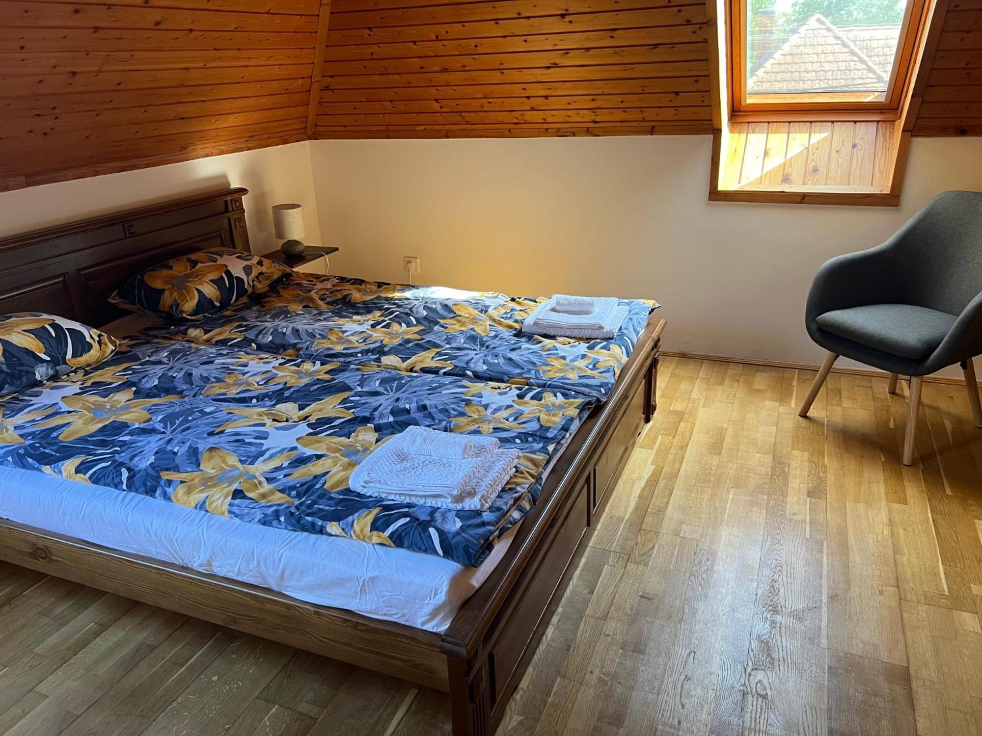 Bor Es Kenyer Hotel Hegymagas ภายนอก รูปภาพ